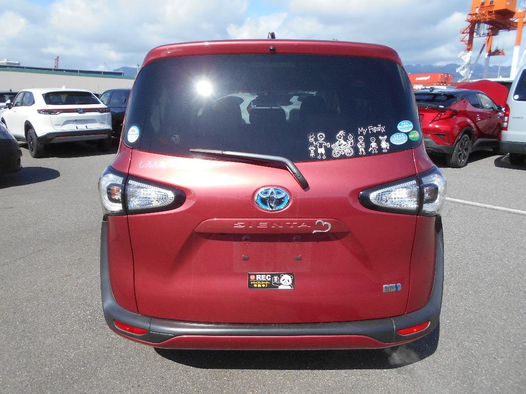 TOYOTA SIENTA G 2018