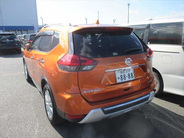 NISSAN X-TRAIL 2018