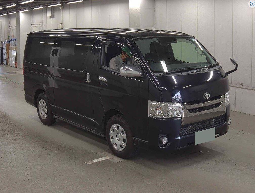 TOYOTA HIACE SUPER GL 2018