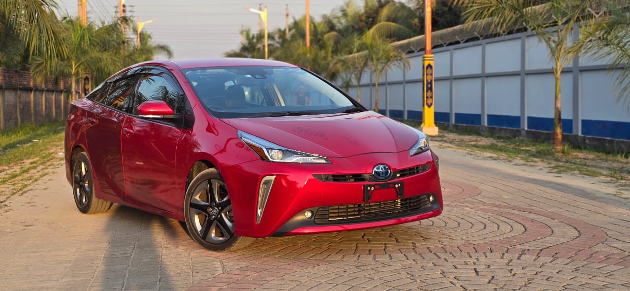 TOYOTA PRIUS 2020 RED