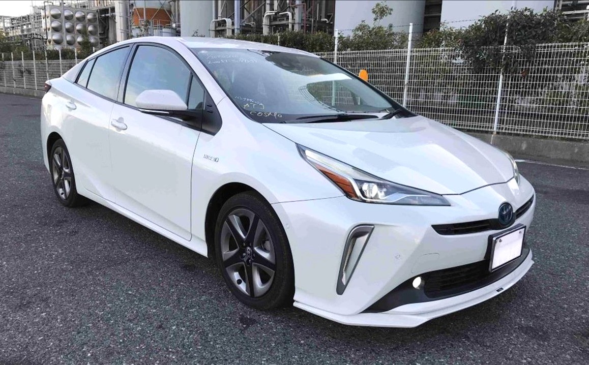 TOYOTA PRIUS 2019