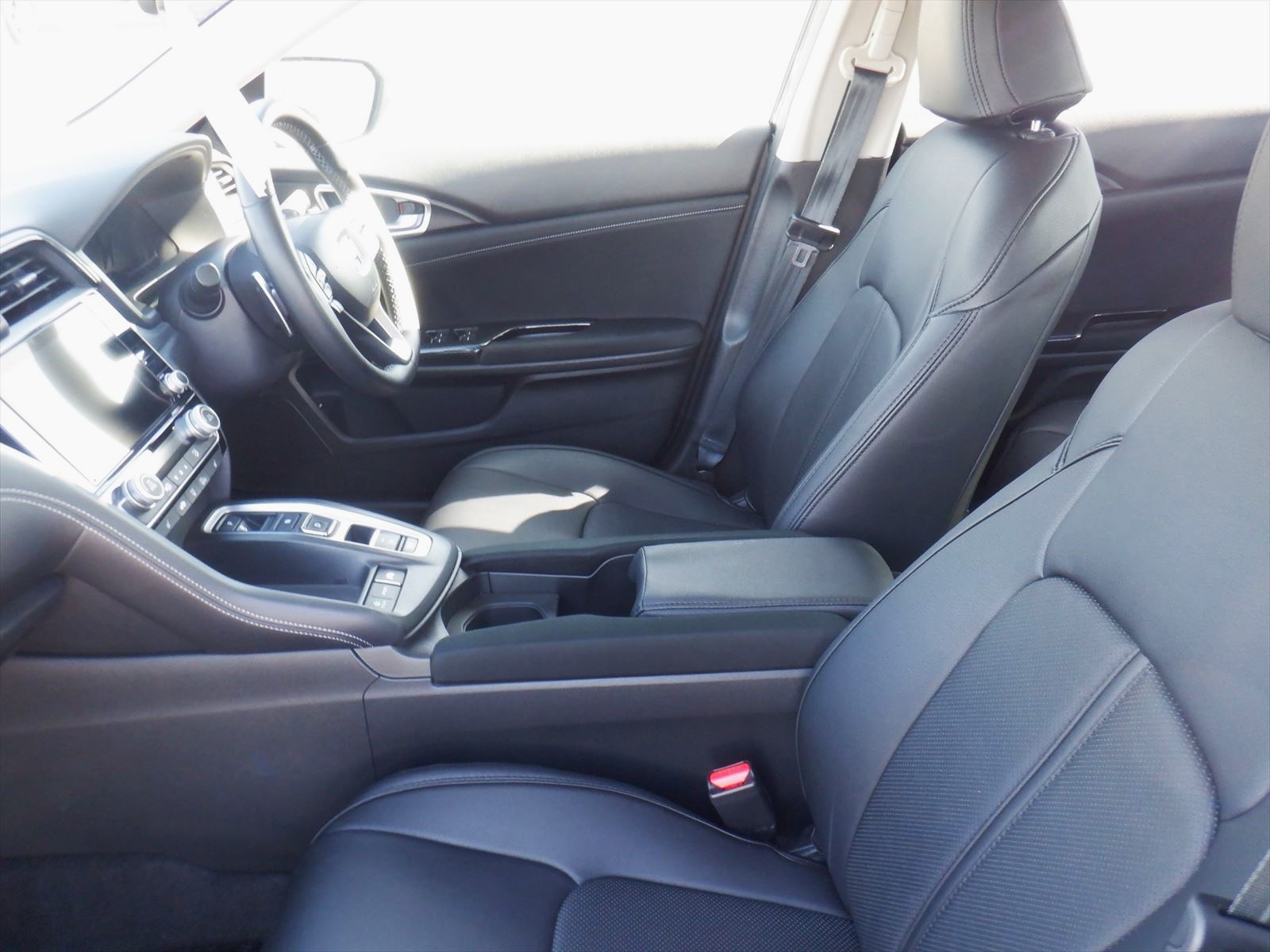 HONDA INSIGHT LX 2019