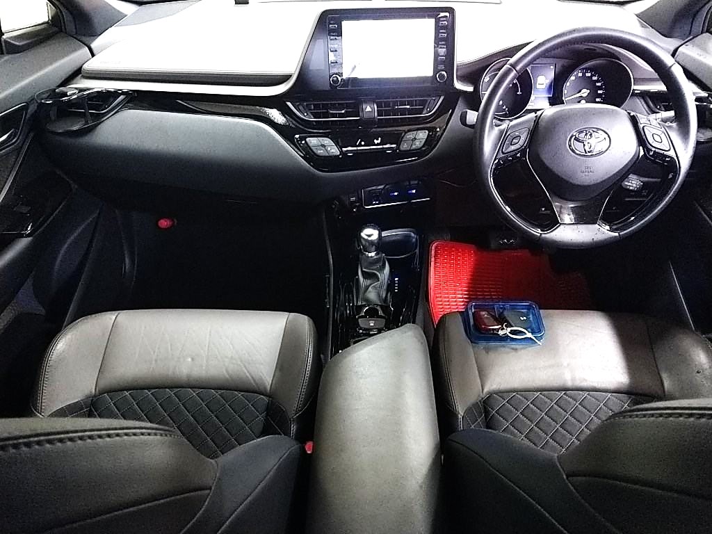 TOYOTA C-HR 2019