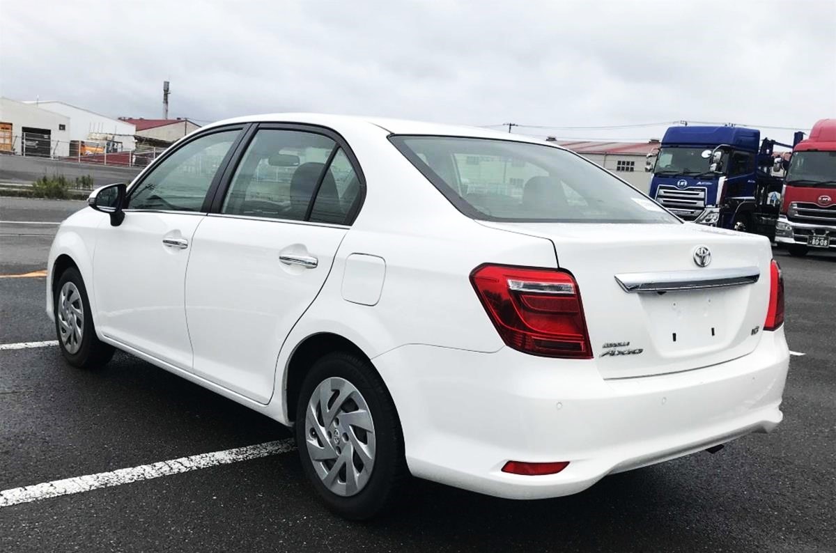 TOYOTA AXIO G 2019 WHITE