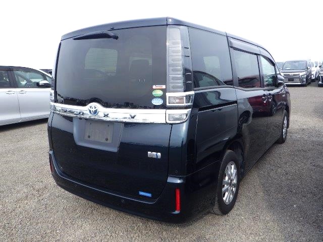 TOYOTA VOXY 2019 MICA