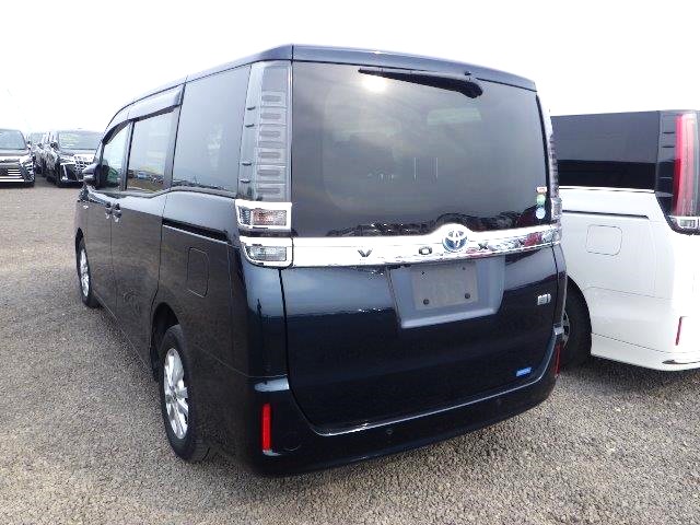 TOYOTA VOXY 2019 MICA