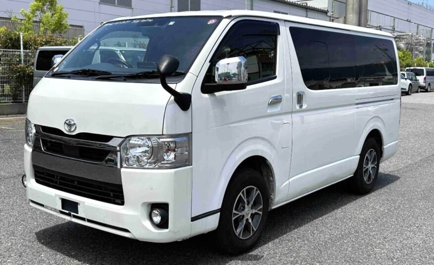 TOYOTA HIACE SUPER GL 2020 PEARL