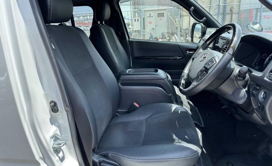 TOYOTA HIACE SUPER GL 2020 PEARL