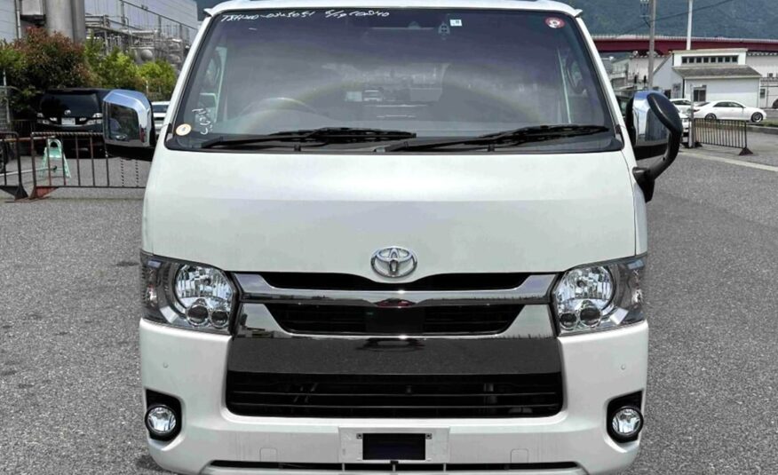 TOYOTA HIACE SUPER GL 2020 PEARL