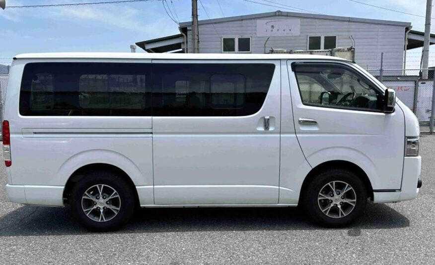 TOYOTA HIACE SUPER GL 2020 PEARL