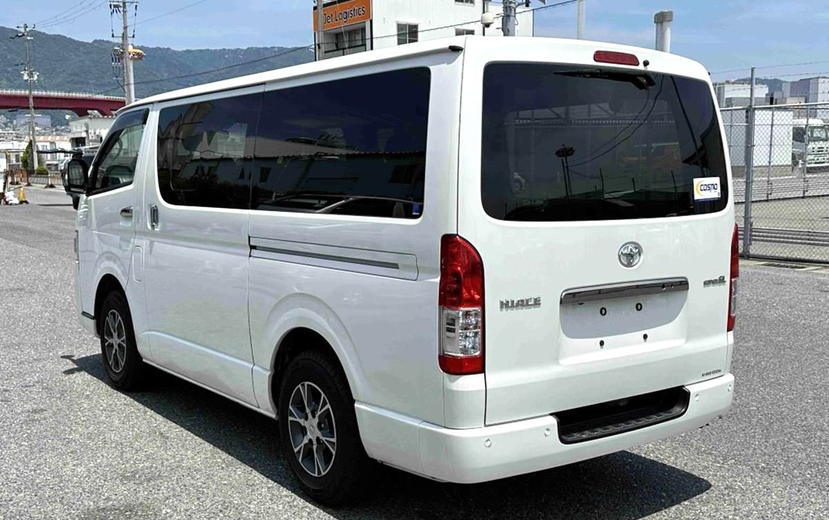 TOYOTA HIACE SUPER GL 2020 PEARL