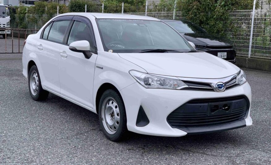 TOYOTA AXIO HV 2019 X WHITE