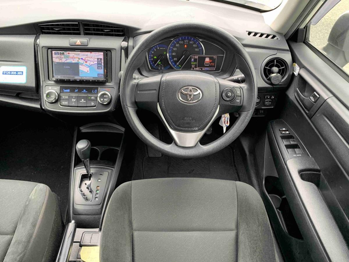 TOYOTA AXIO HV 2019 X WHITE