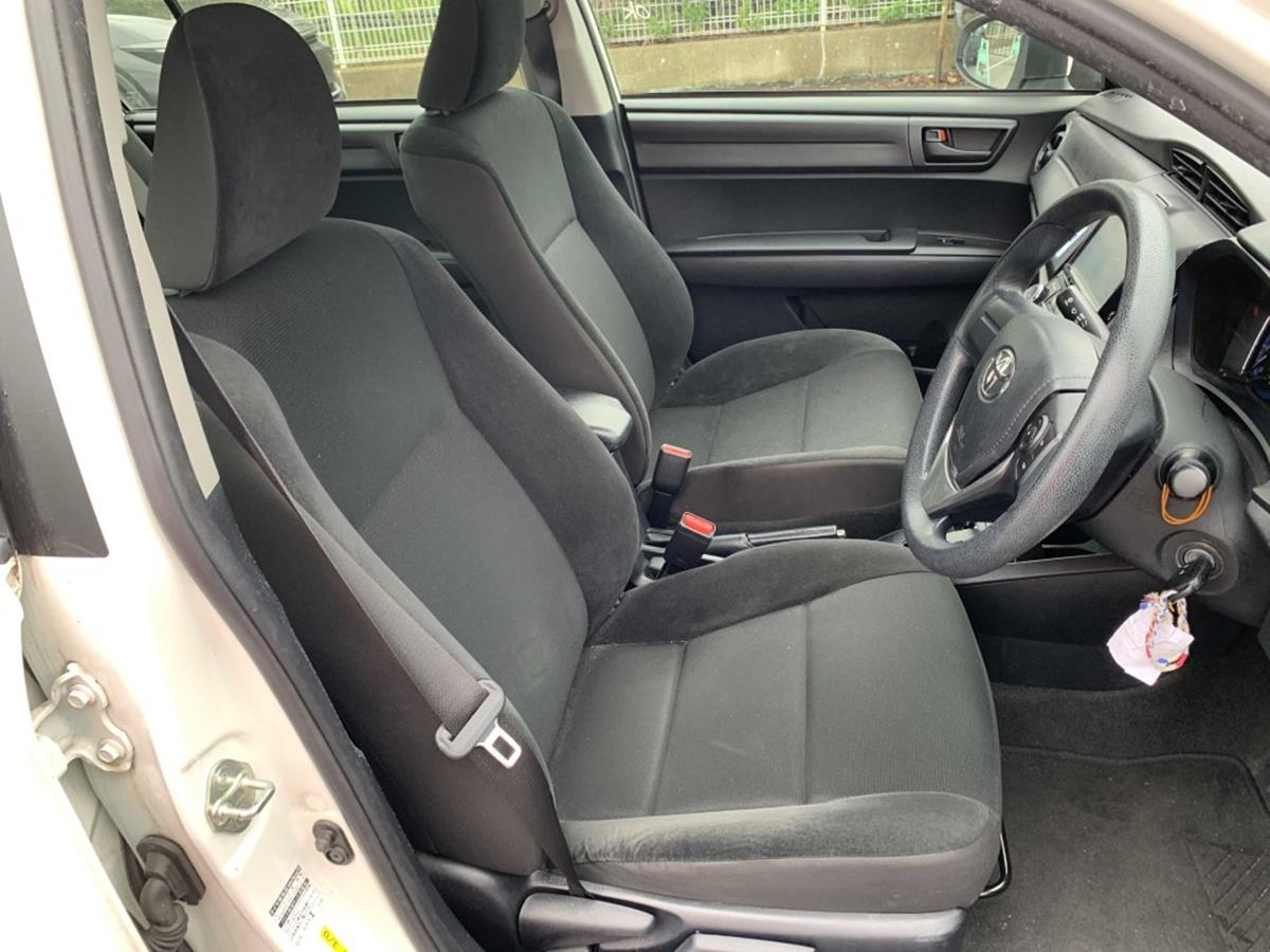 TOYOTA AXIO HV 2019 X WHITE