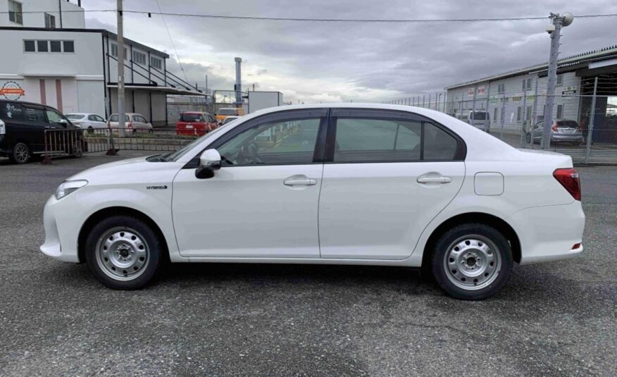 TOYOTA AXIO HV 2019 X WHITE