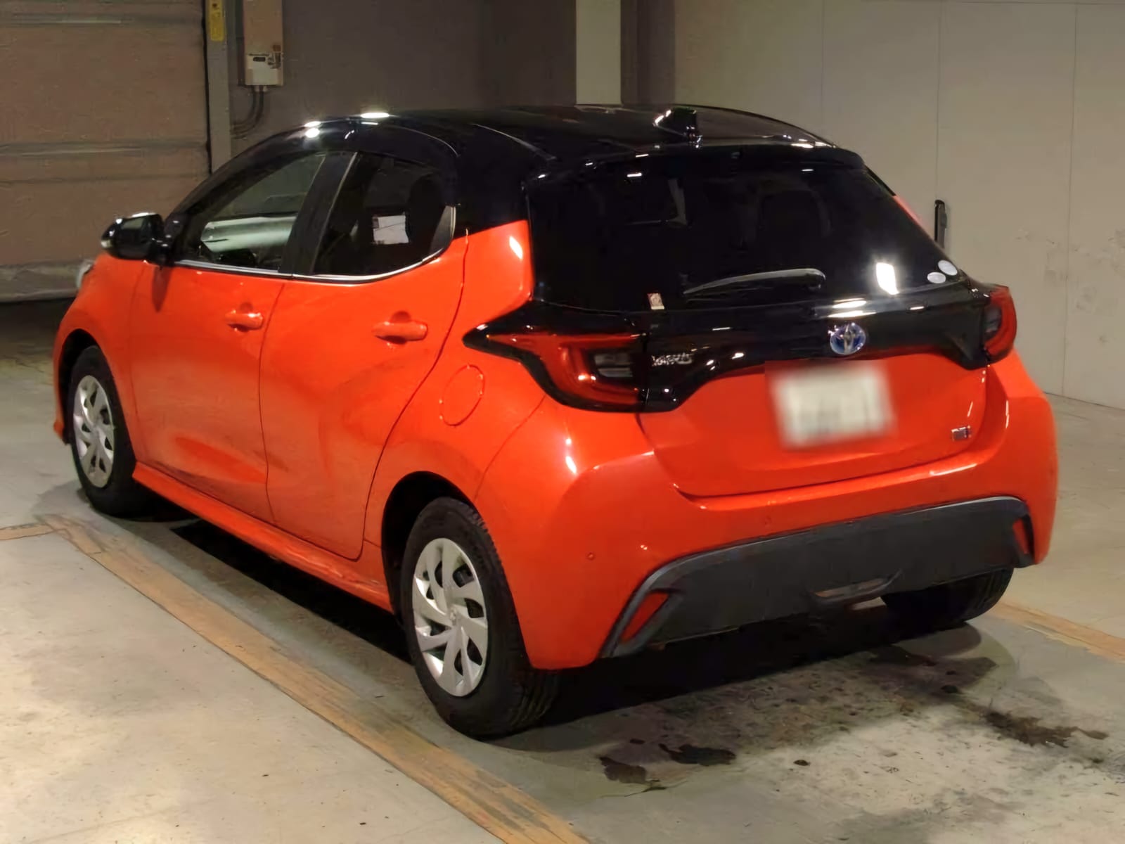 TOYOTA YARIS G HYBRID 2020 RED