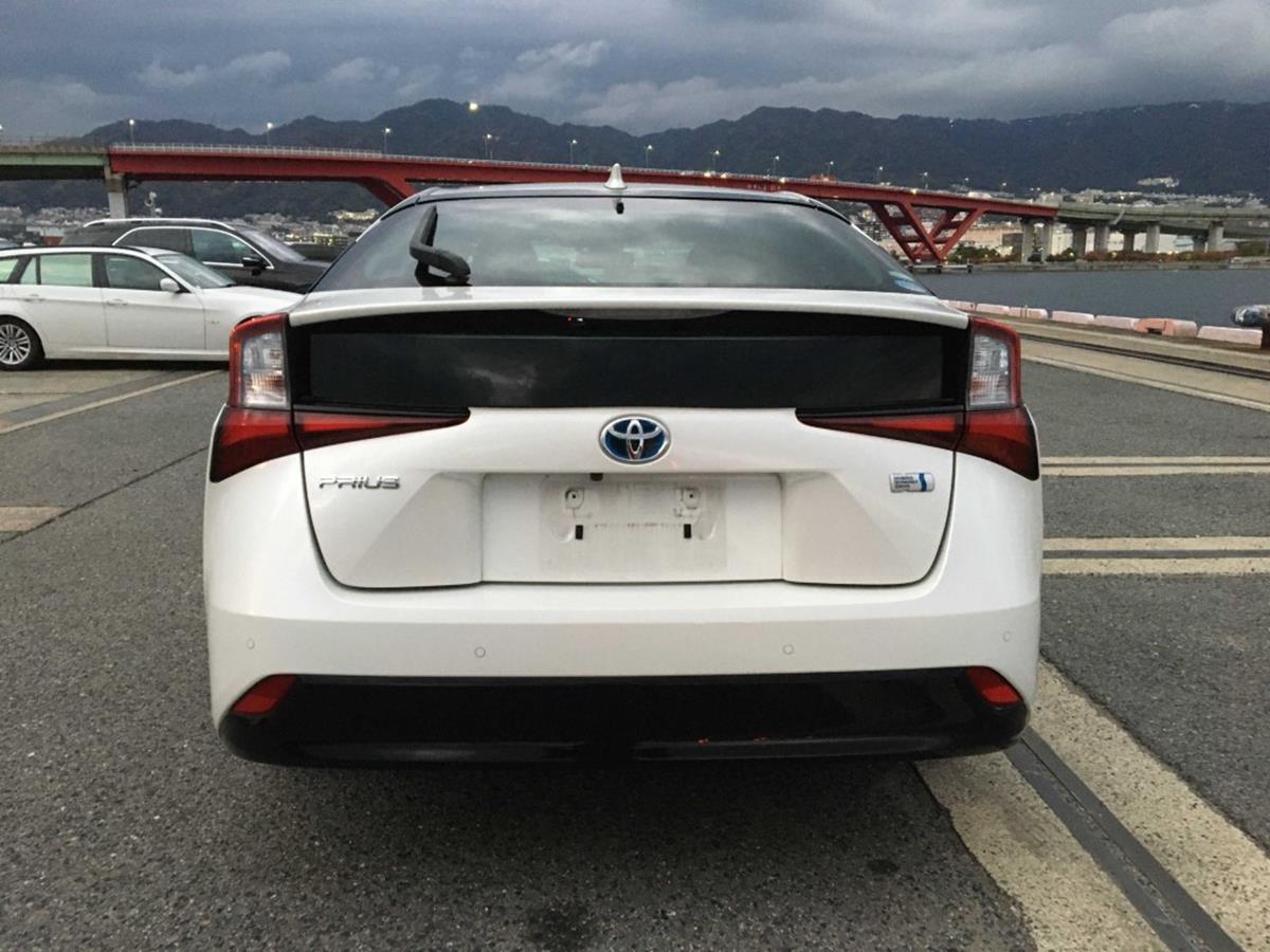 TOYOTA PRIUS S TOURING SELACTION 2020 PEARL