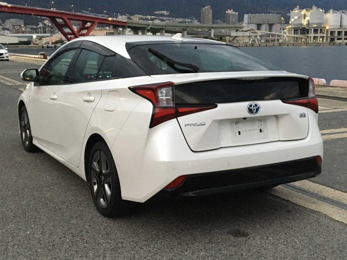 TOYOTA PRIUS S TOURING SELACTION 2020 PEARL