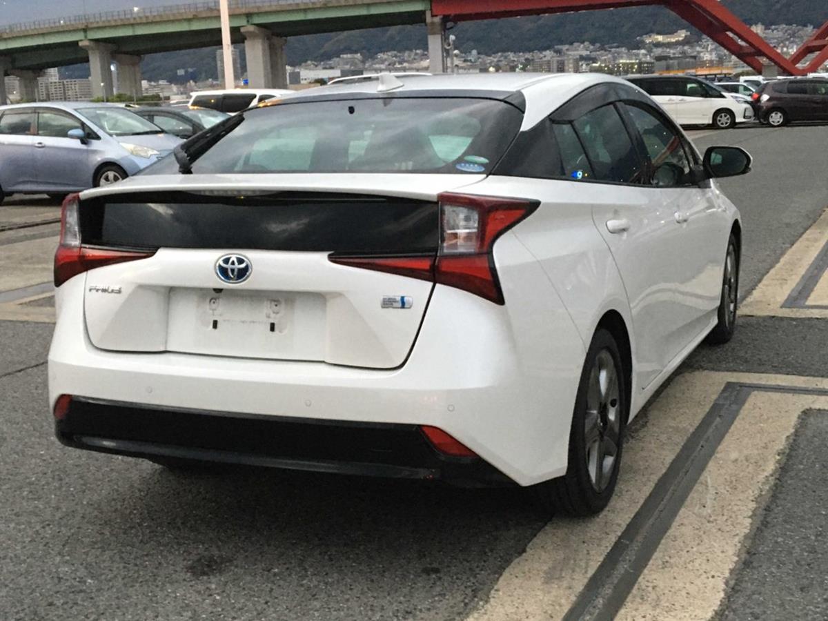 TOYOTA PRIUS S TOURING SELACTION 2020 PEARL