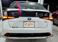 TOYOTA PRIUS S TOURING SELACTION 2019