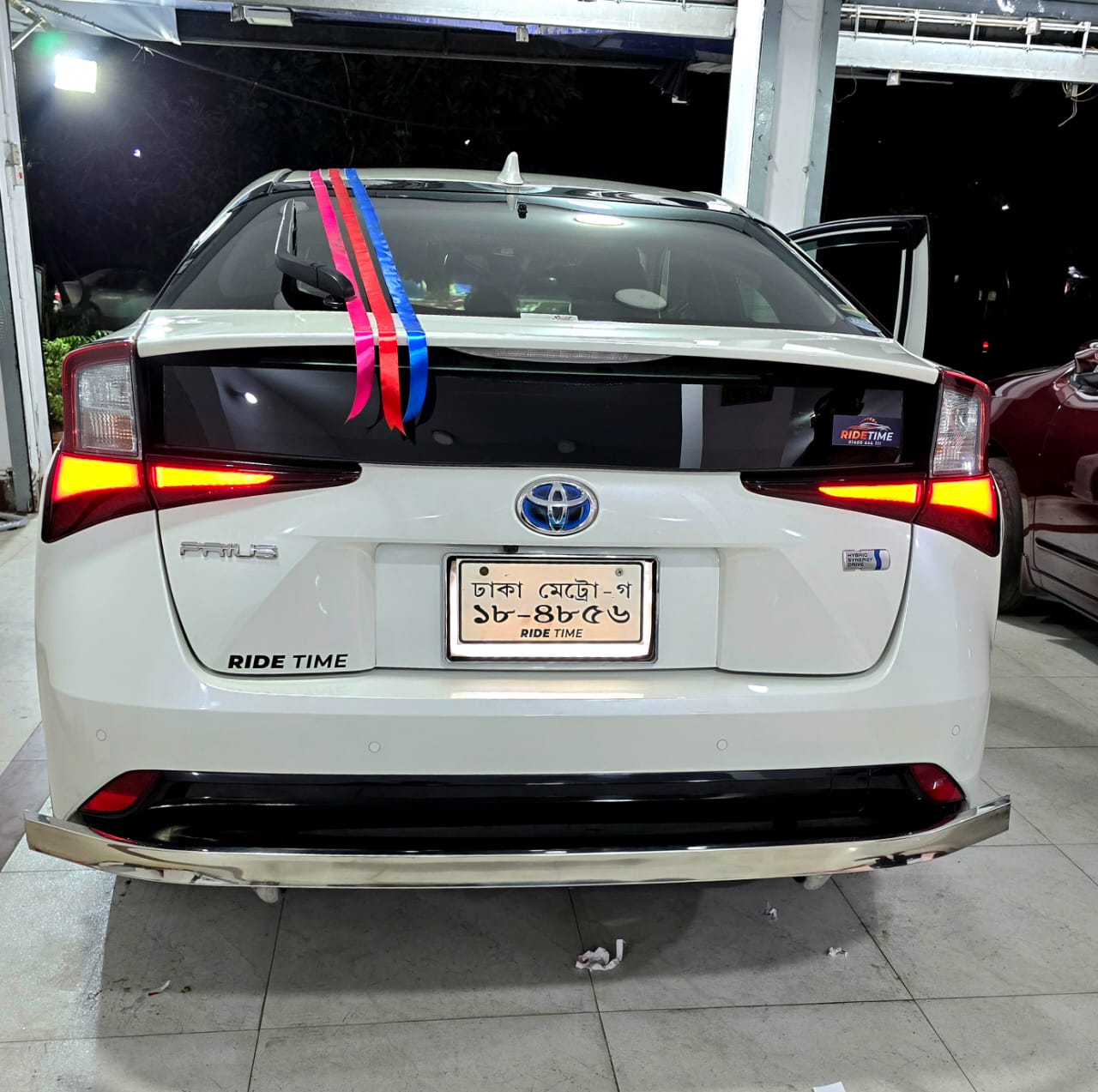 TOYOTA PRIUS S TOURING SELACTION 2019