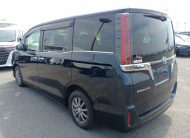 TOYOTA ESQUIRE GI 2021 MICA BLUE HYBRID