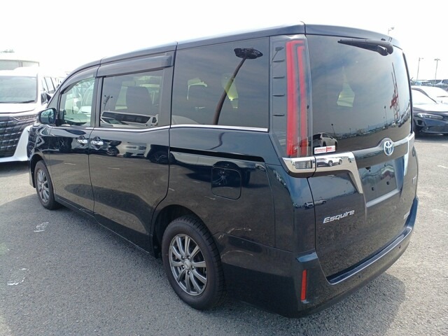 TOYOTA ESQUIRE GI 2021 MICA BLUE HYBRID