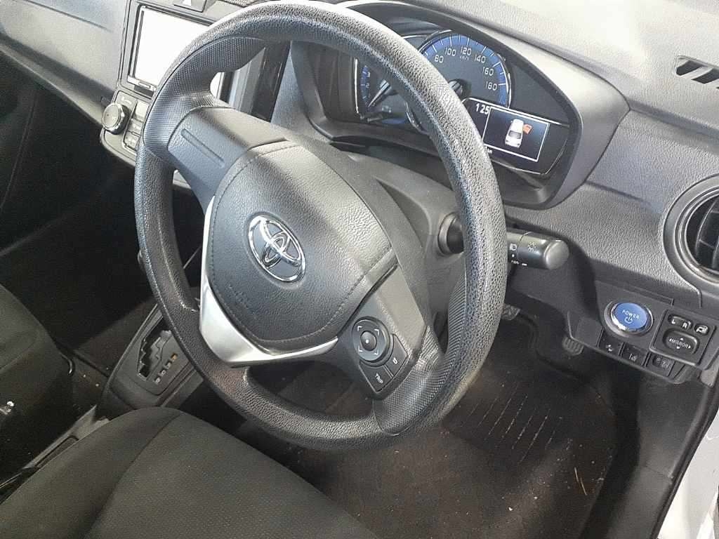 TOYOTA AXIO HYBRID 2020 EX WHITE