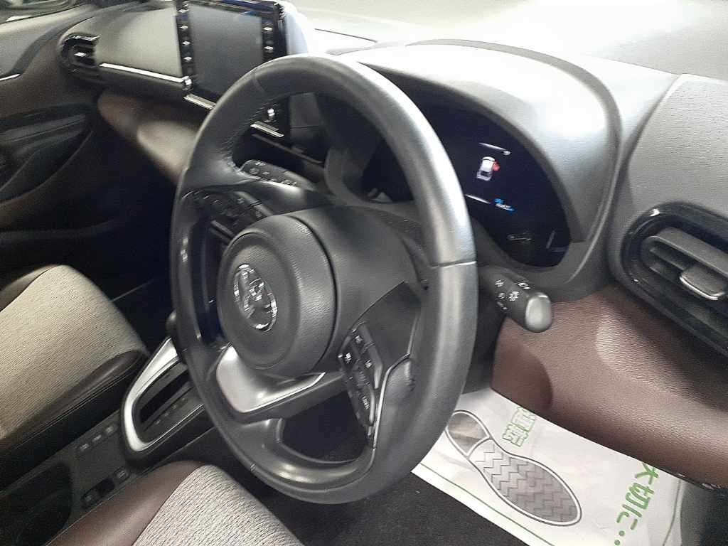 TOYOTA YARIS CROSS 2021 Z PEARL