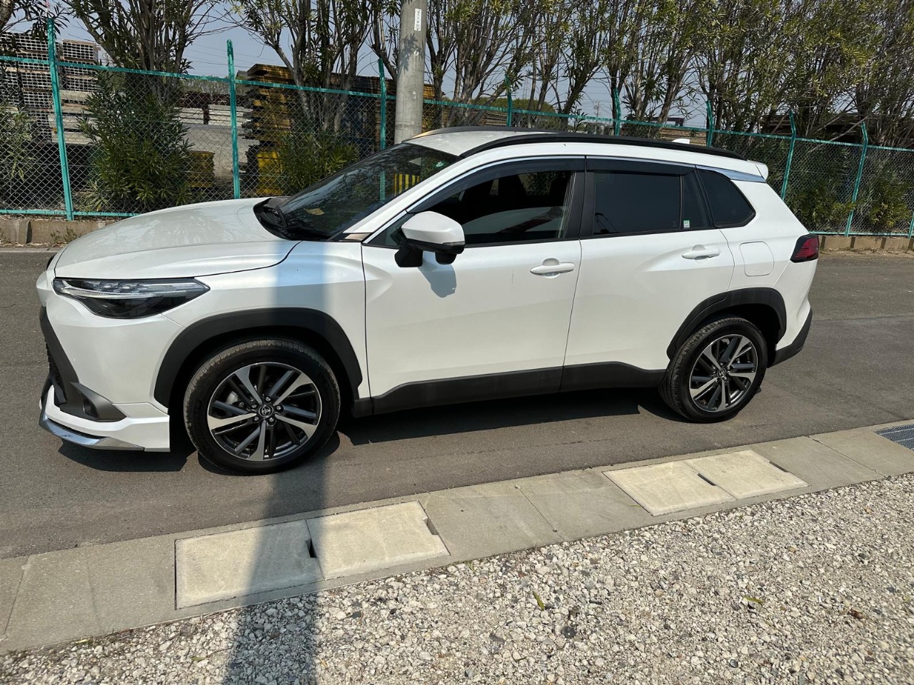 TOYOTA COROLLA CROSS Z HYBRID 2023 MODEL PEARL COLOR