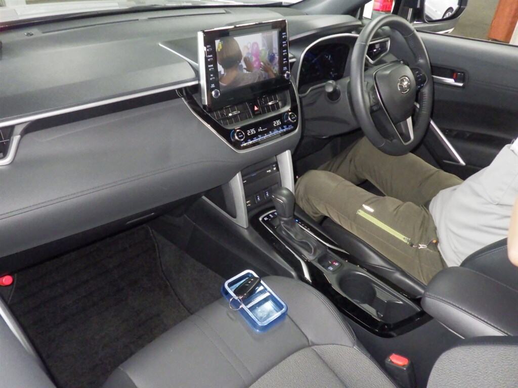 TOYOTA COROLLA CROSS Z HYBRID,2022 MODEL,METELIC SILVER