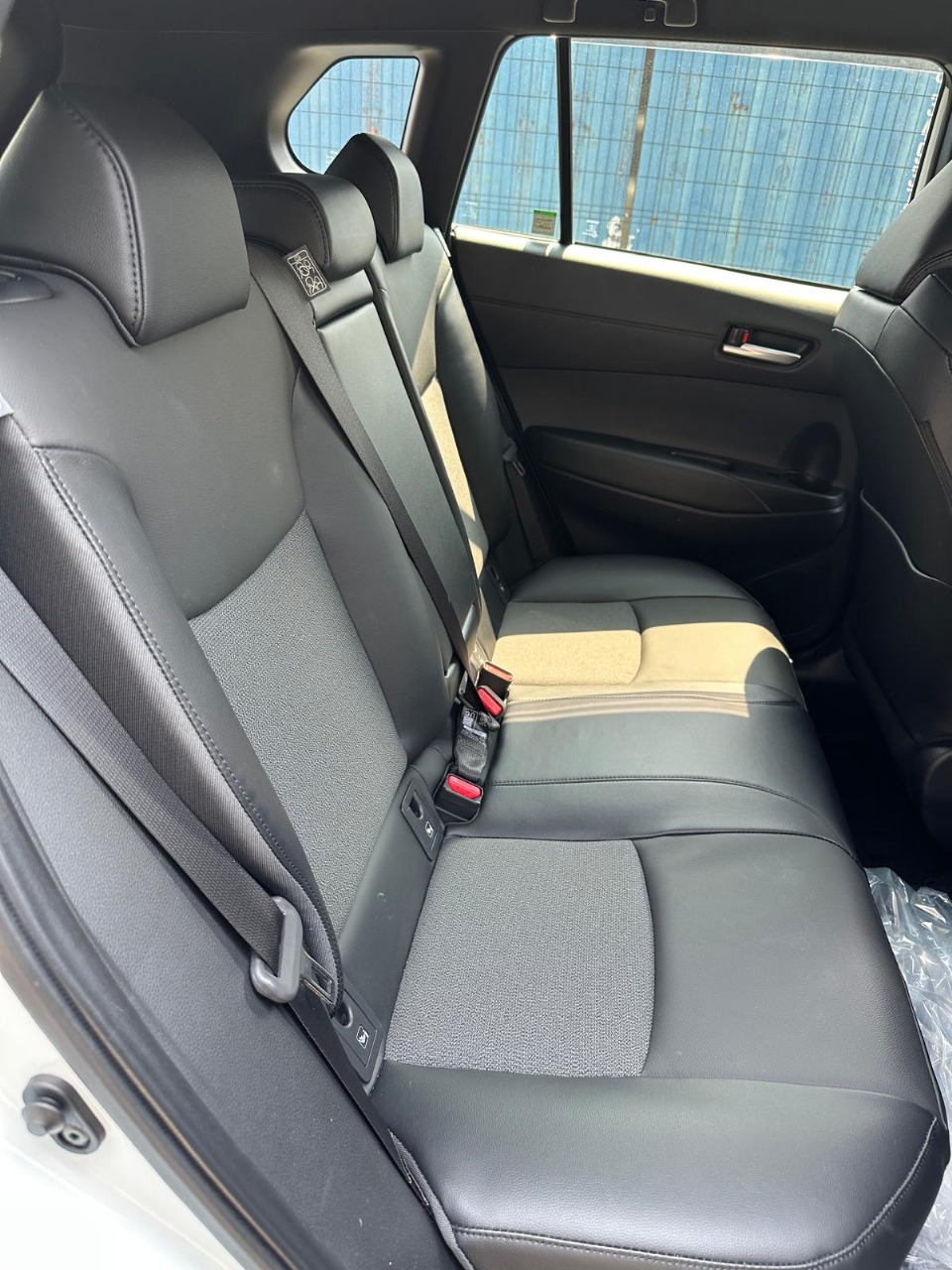 TOYOTA COROLLA CROSS Z HYBRID 2023 MODEL PEARL COLOR