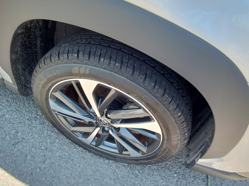 TOYOTA COROLLA CROSS Z HYBRID,2022 MODEL,METELIC SILVER