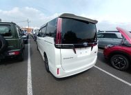 TOYOTA ESQUIRE GI PREMIUM HYBRID 2020 MODEL PEARL COLOR