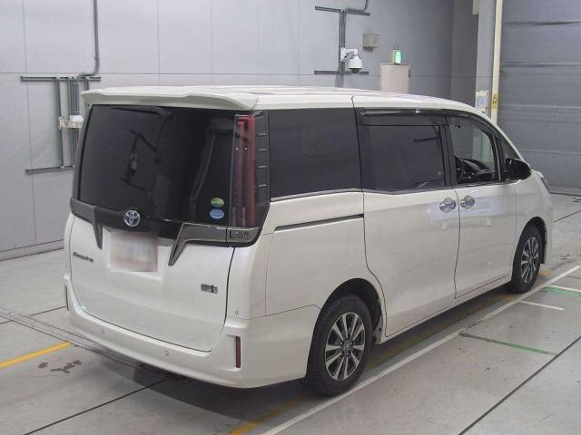 TOYOTA ESQUIRE GI PREMIUM HYBRID 2020 MODEL PEARL COLOR