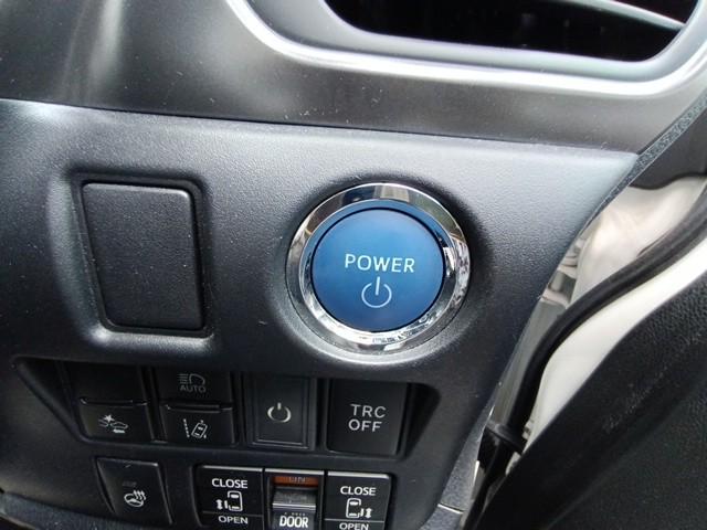 TOYOTA ESQUIRE GI PREMIUM HYBRID 2020 MODEL PEARL COLOR