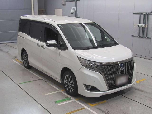 TOYOTA ESQUIRE GI PREMIUM HYBRID 2020 MODEL PEARL COLOR