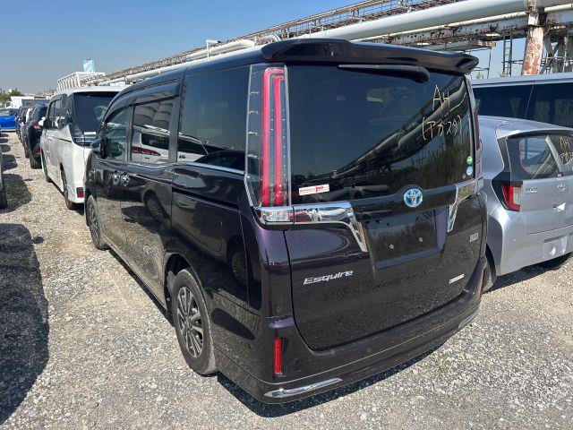 TOYOTA ESQUIRE GI  HYBRIDE WINE PURPLE 2020 MODEL