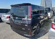TOYOTA ESQUIRE GI  HYBRIDE WINE PURPLE 2020 MODEL