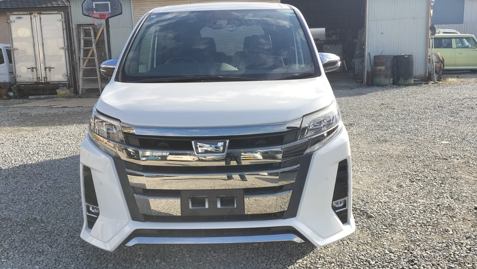TOYOTA NOAH WXB 2021 MODEL PEARL COLOR