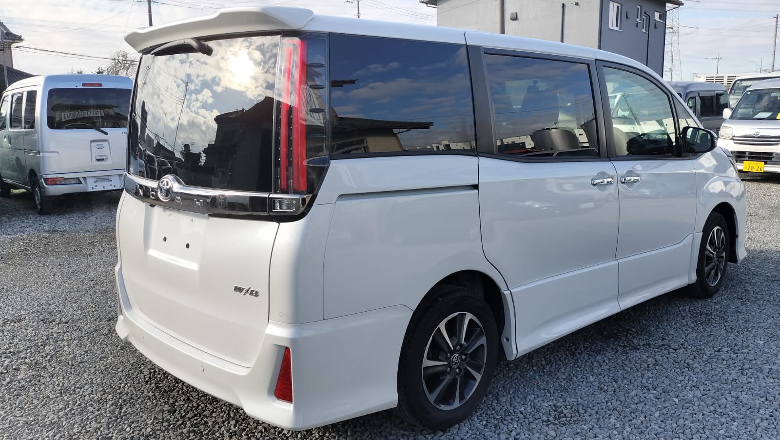 TOYOTA NOAH WXB 2021 MODEL PEARL COLOR
