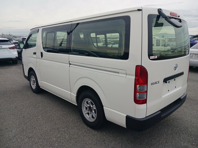 TOYOTA HIACE DX GL 2020 MODEL WHITE COLOR