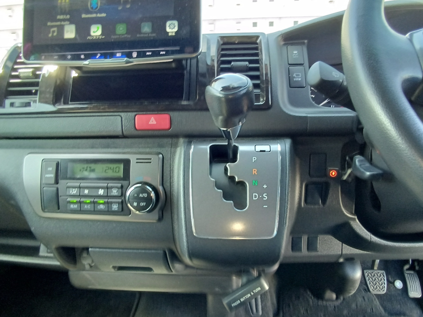 TOYOTA HIACE SUPER GL,DARK PRIME PACKAGE,2O22 MODEL SPARKING BLACK