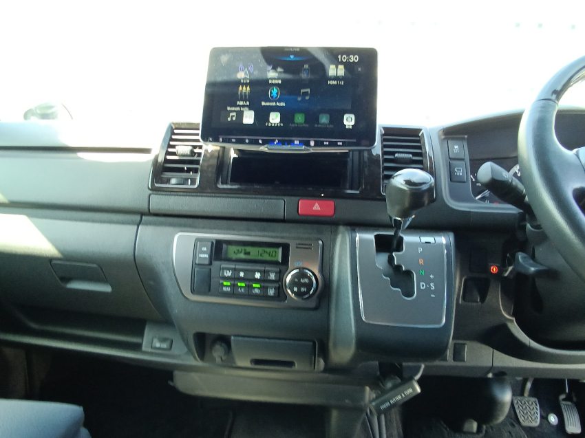 TOYOTA HIACE SUPER GL,DARK PRIME PACKAGE,2O22 MODEL SPARKING BLACK