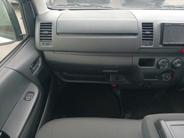 TOYOTA HIACE DX GL 2020 MODEL WHITE COLOR