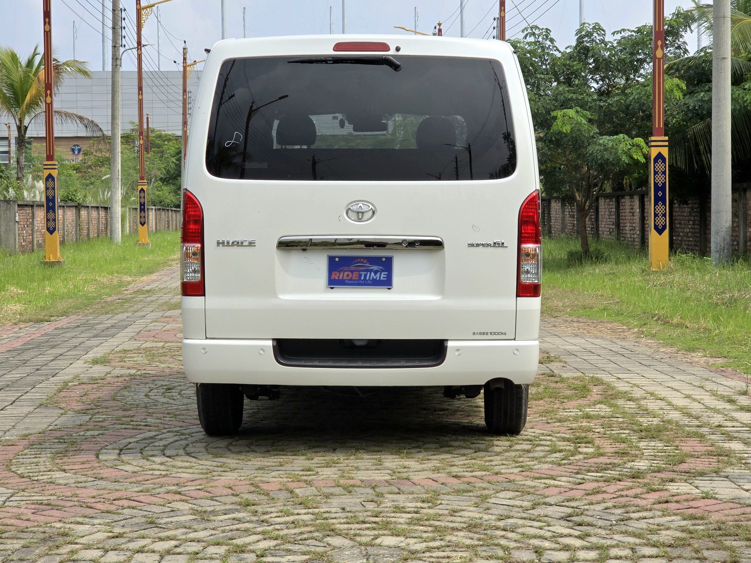 TOYOTA HIACE SUPER GL,2020 MODEL,PEARL COLOR
