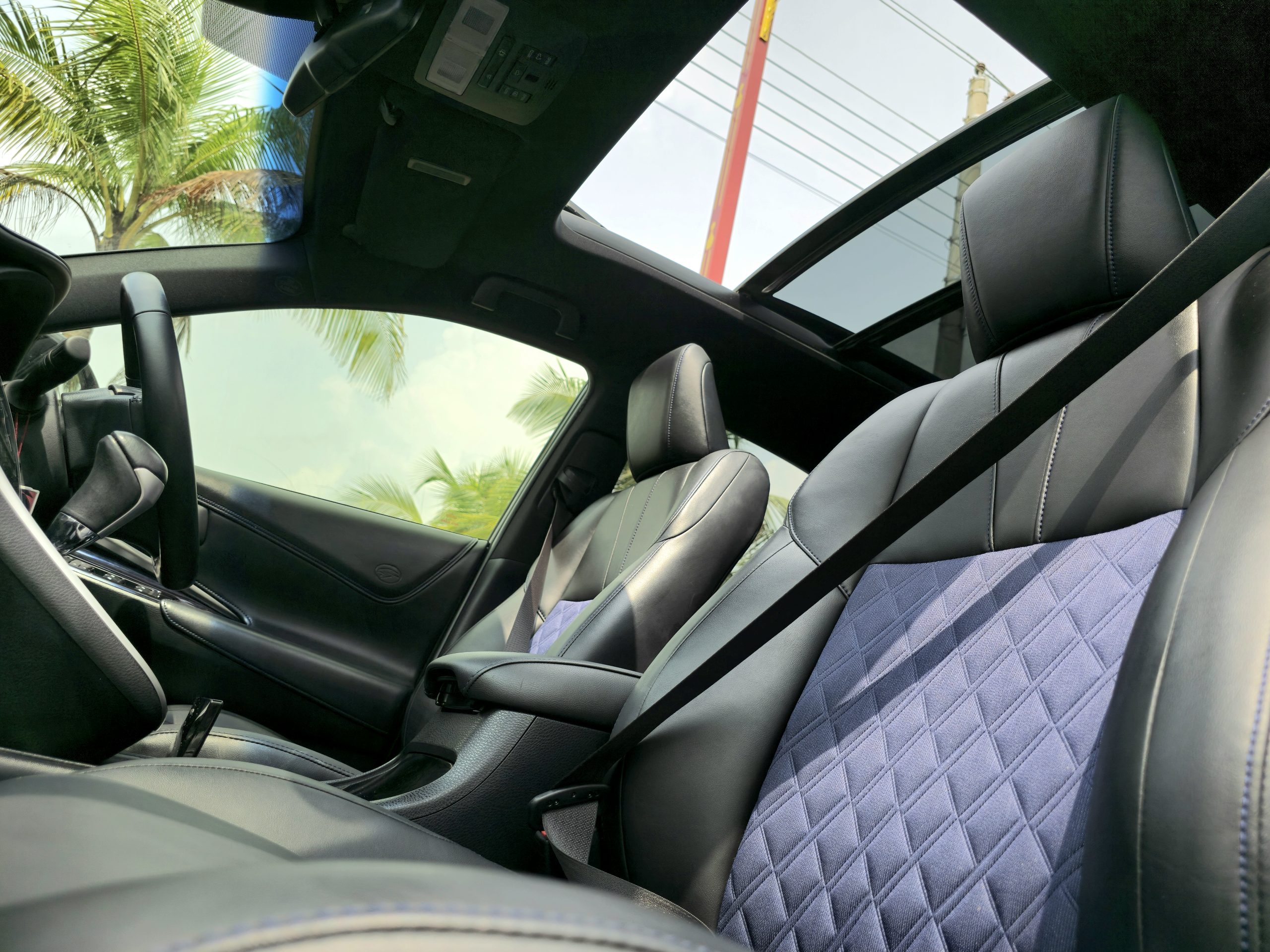 TOYOTA HARRIER HYBRID 2020 MODEL BLACK COLOR