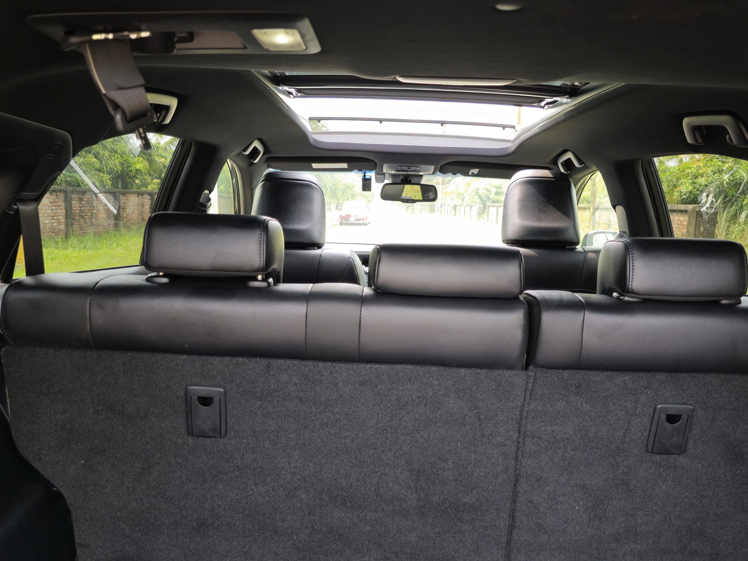 TOYOTA HARRIER HYBRID 2020 MODEL BLACK COLOR