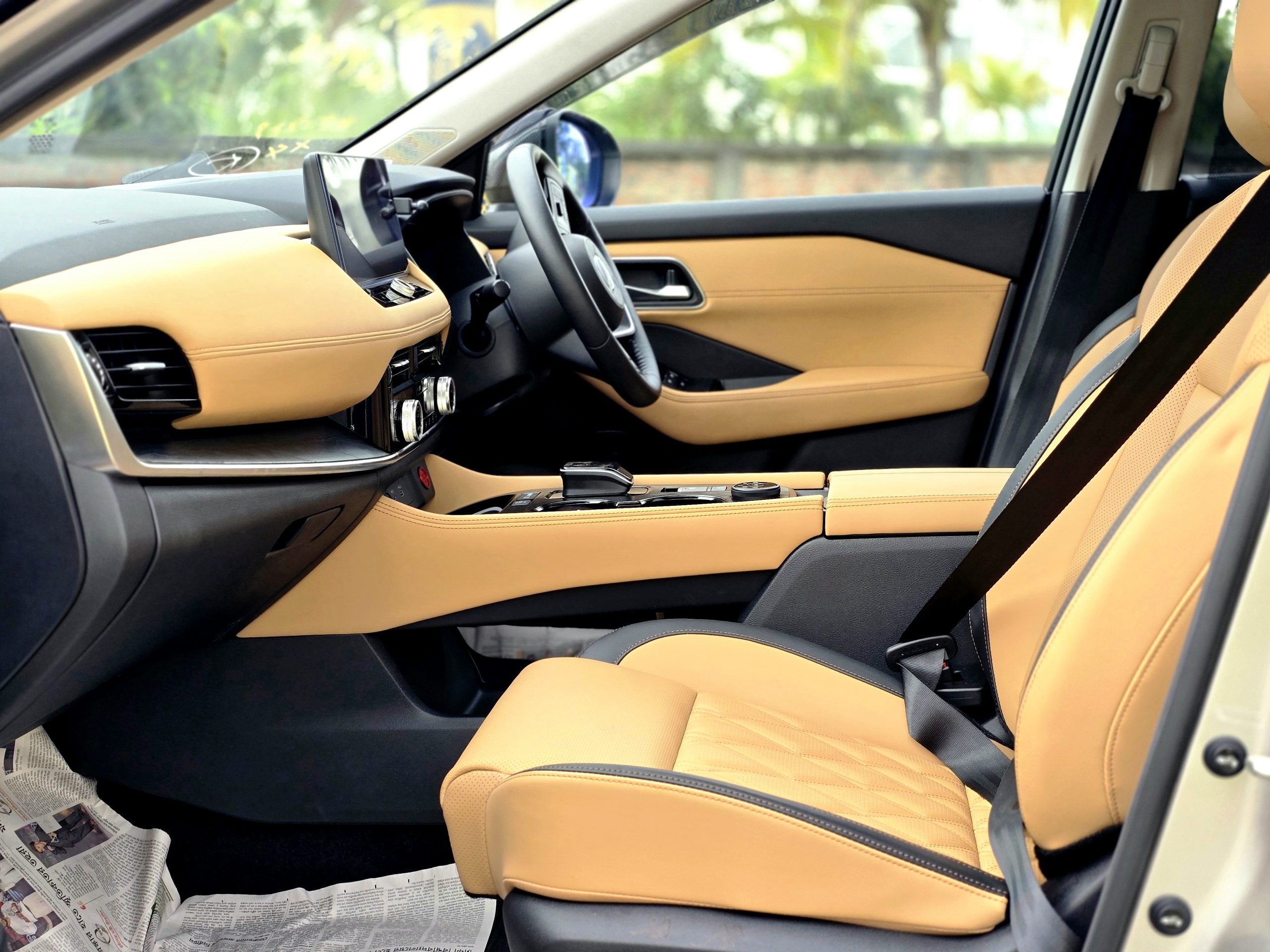 NISSAN X-TRAIL GE-4ORCE HYBRID 2023 MODEL GOLD COLOR