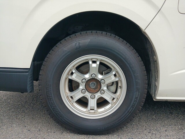 TOYOTA HIACE DX GL 2020 MODEL WHITE COLOR